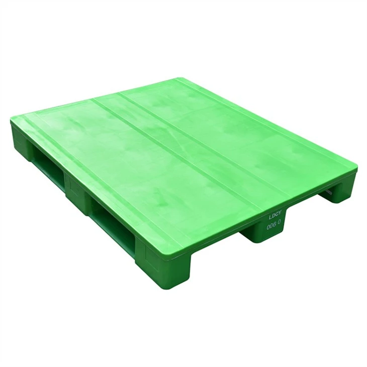 Higienska plastična paleta z zaprto površino
